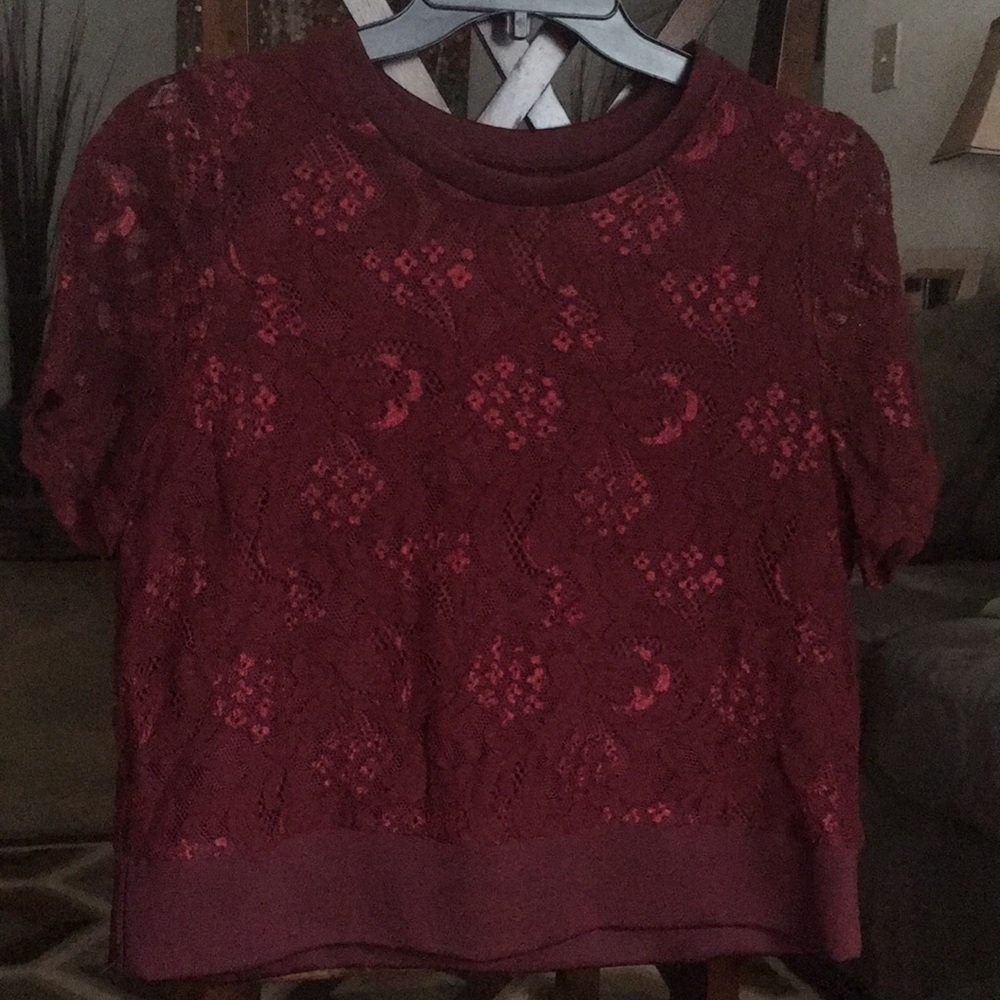 Burgundy Lace Crop Top! - Picture 3 of 8